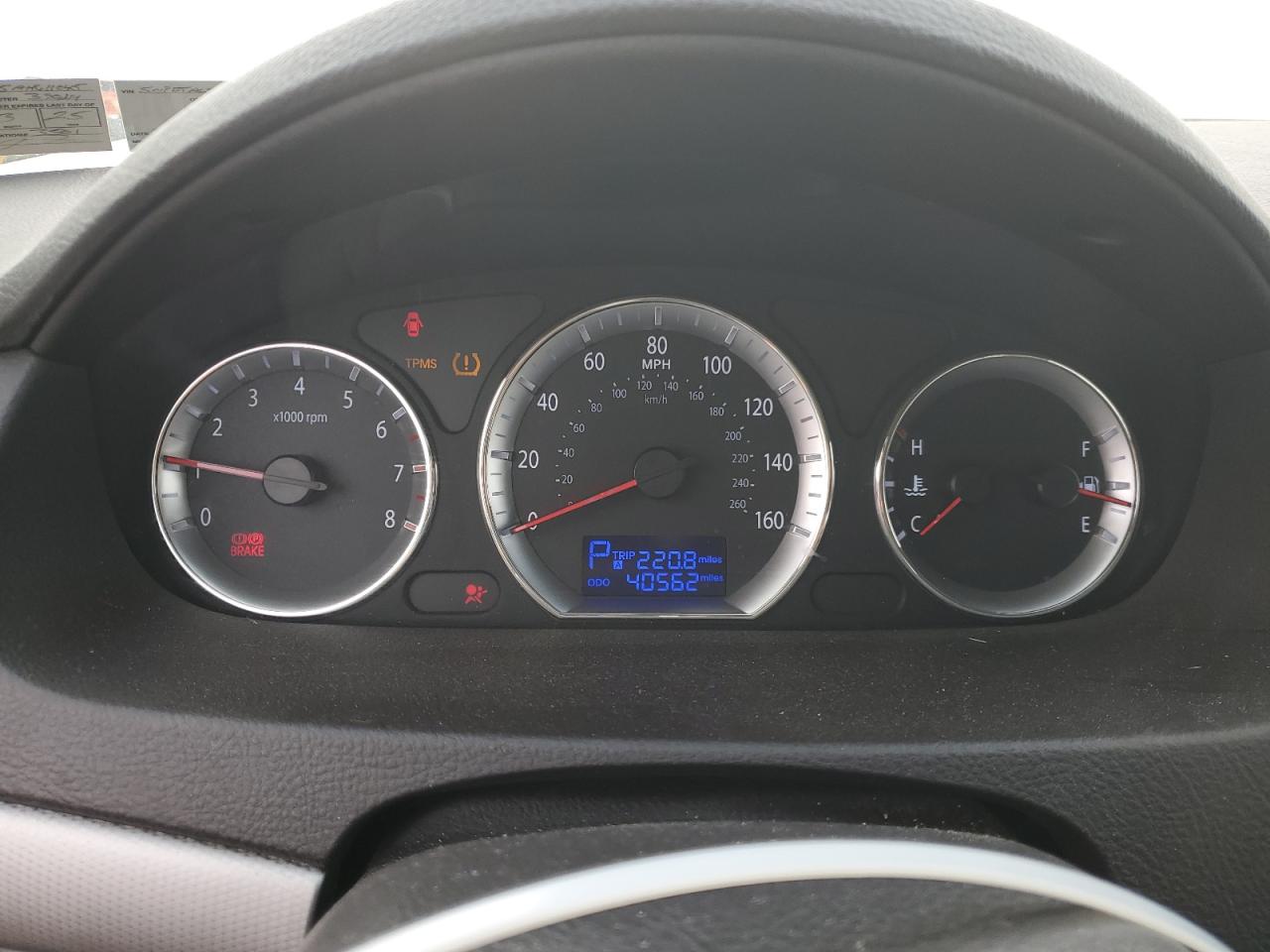 2010 Hyundai Sonata - Image 9