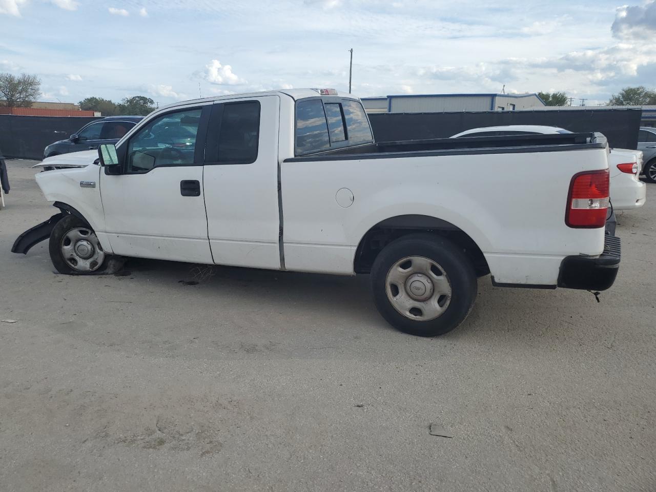 2006 Ford F-150 - Image 2