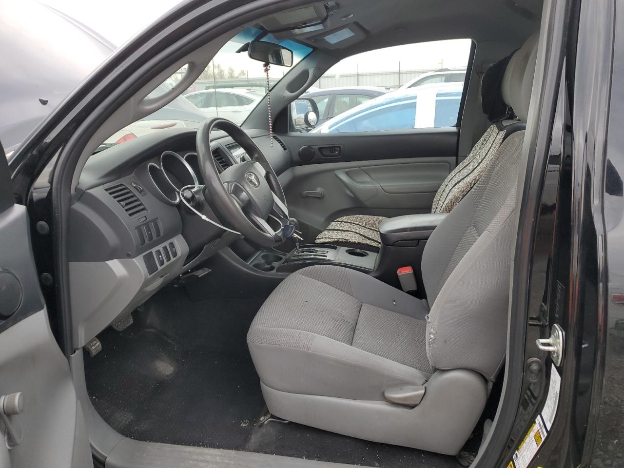 2013 Toyota Tacoma - Image 7