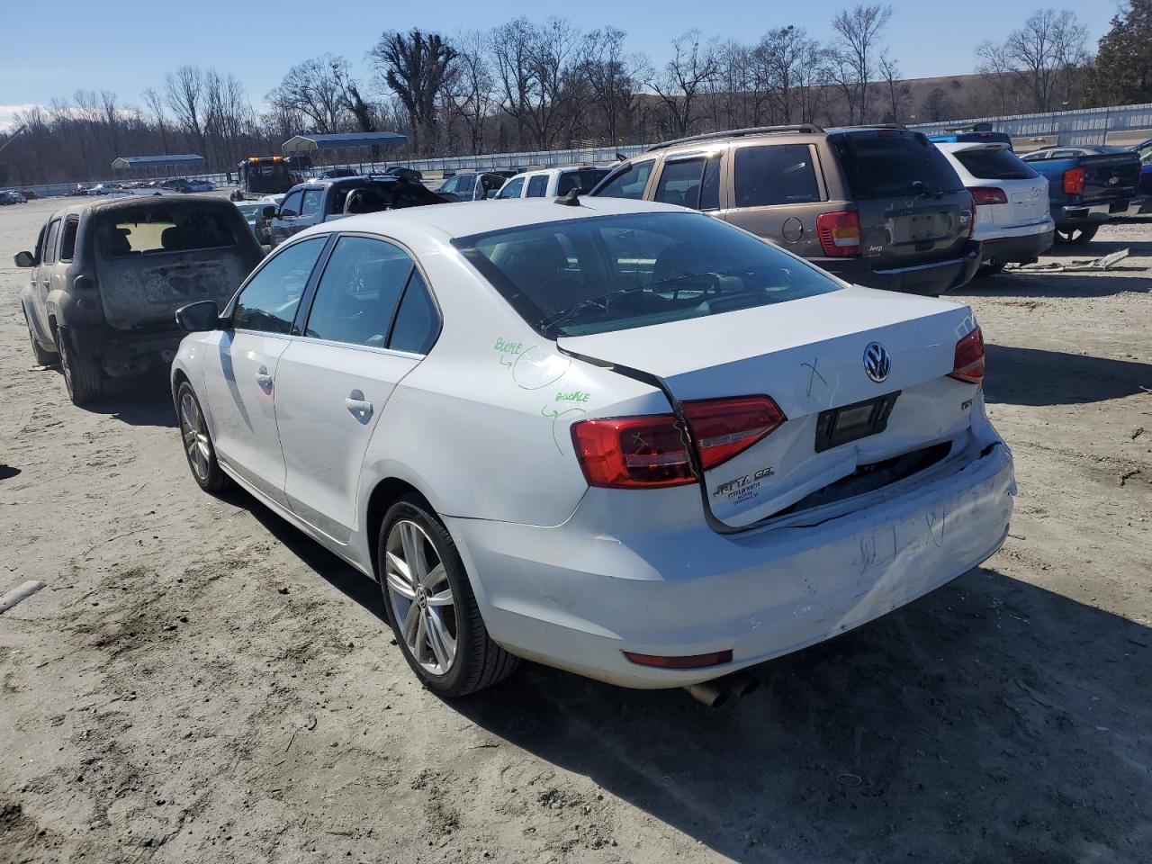 2015 Volkswagen Jetta - Image 2