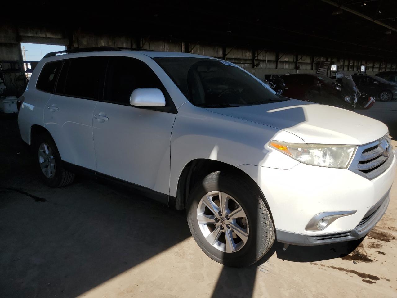 2011 Toyota Highlander - Image 4
