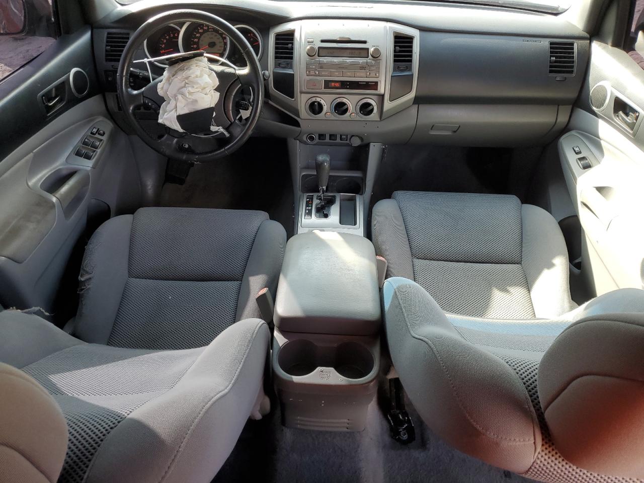 2011 Toyota Tacoma - Image 8