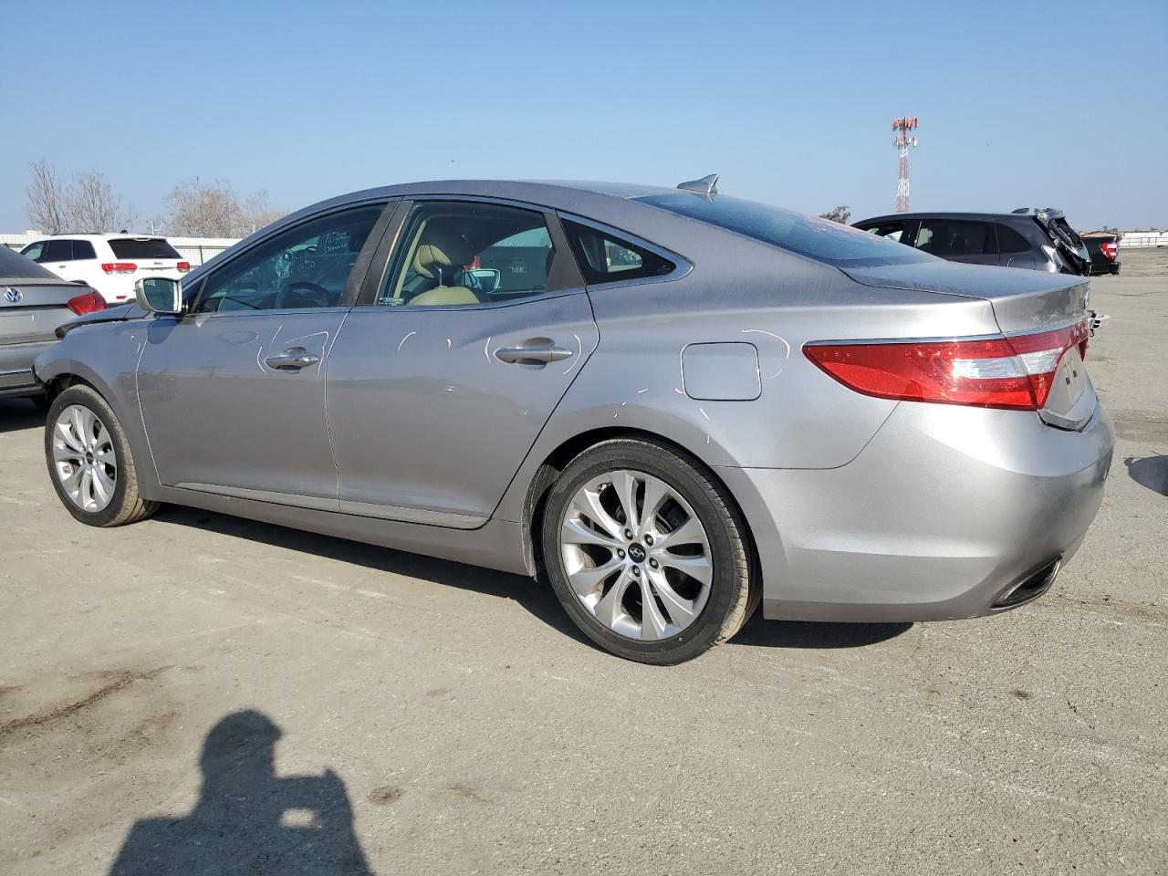2013 Hyundai Azera - Image 2