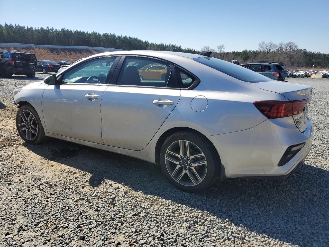 2019 Kia Forte - Image 2