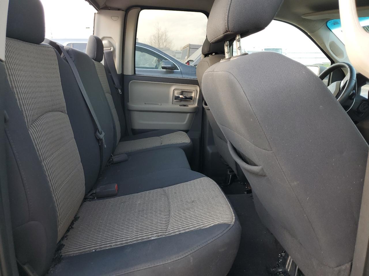 2010 Dodge RAM - Image 10