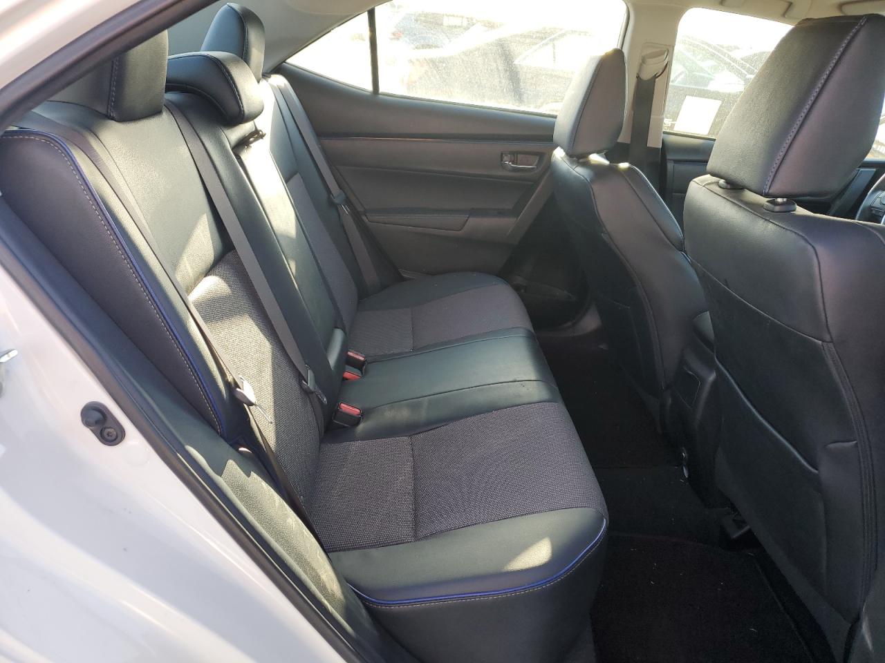 2017 Toyota Corolla - Image 10