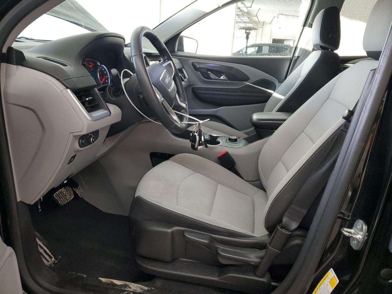 2022 GMC Terrain - Image 7