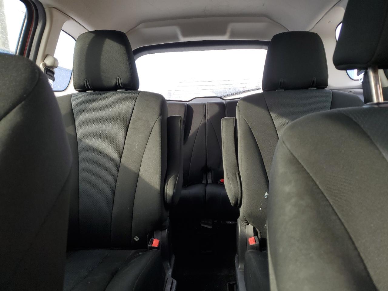 2015 Mazda 5 - Image 10