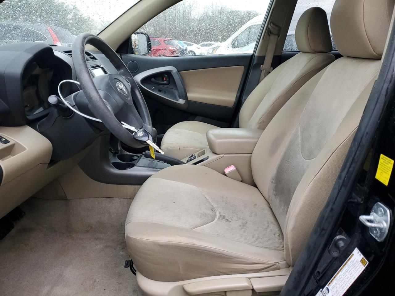2010 Toyota RAV 4 - Image 7