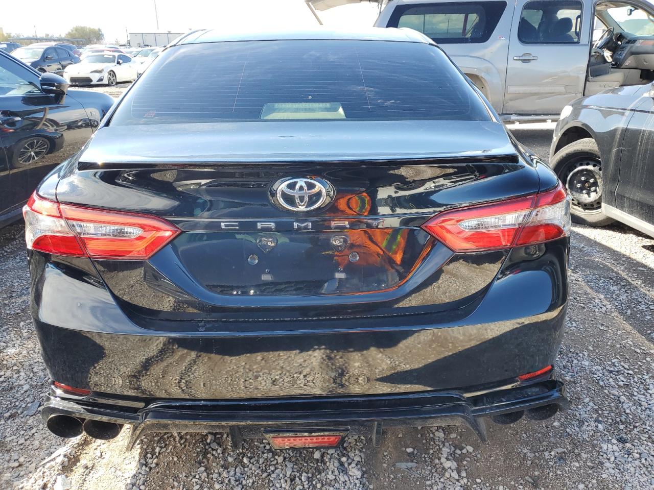 2018 Toyota Camry - Image 6