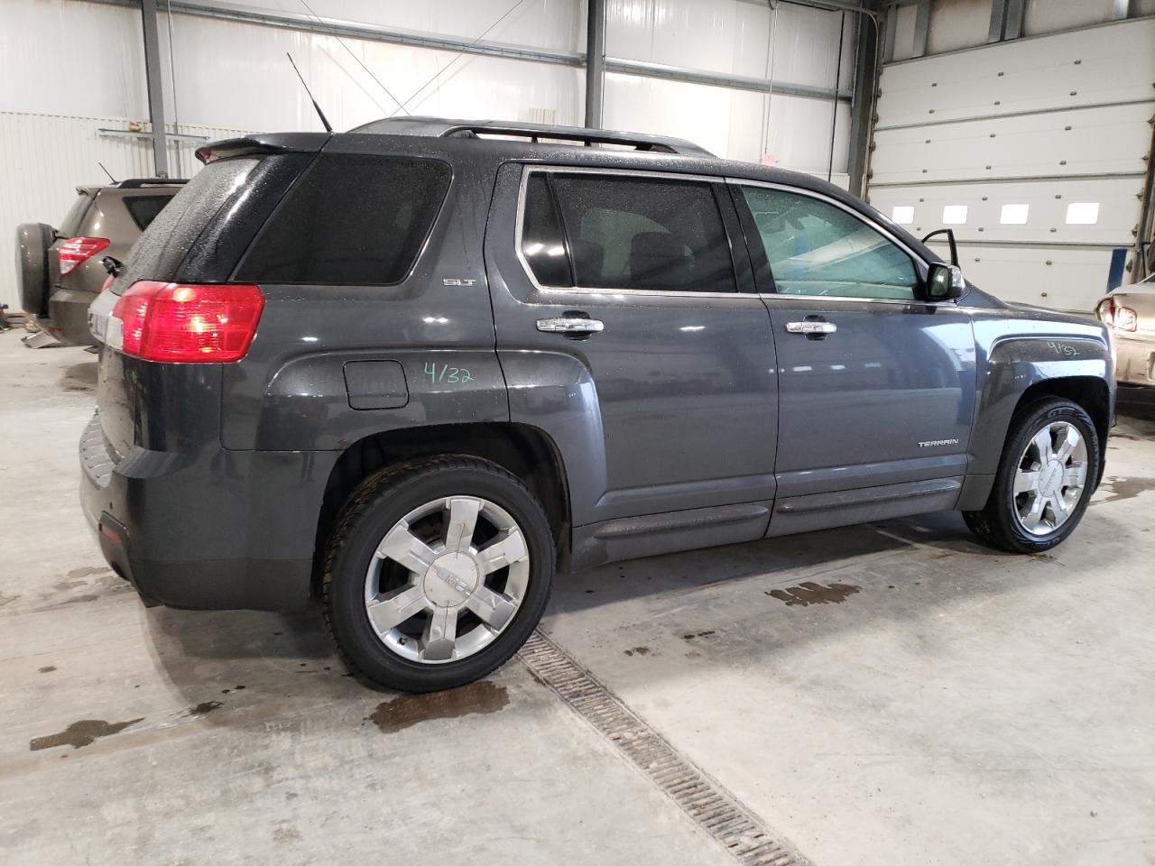 2010 GMC Terrain - Image 3