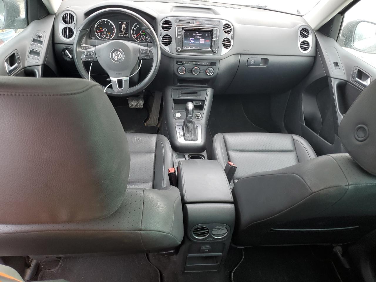 2016 Volkswagen Tiguan - Image 8