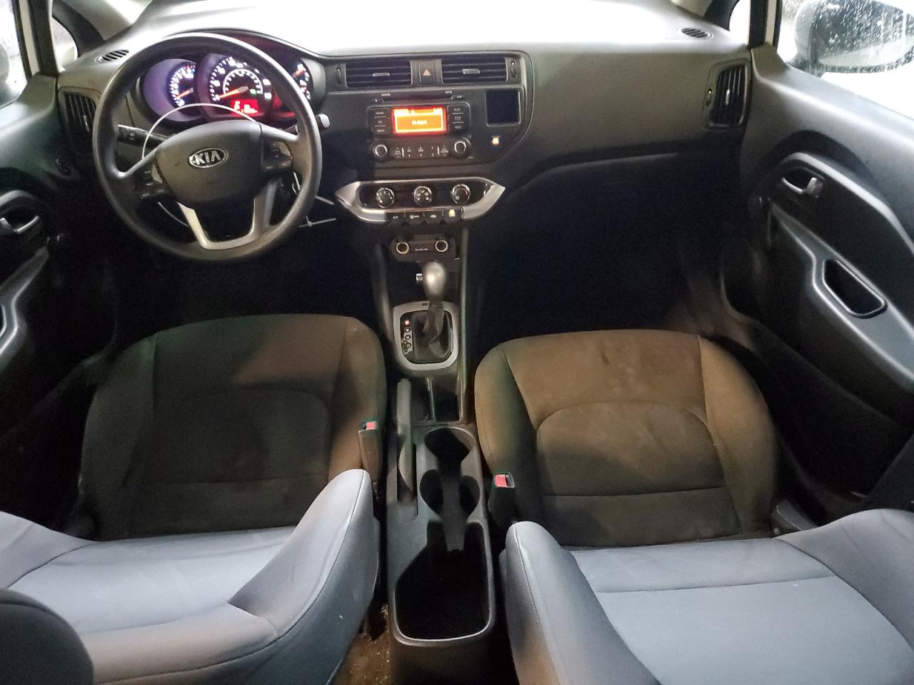 2014 Kia Rio - Image 8