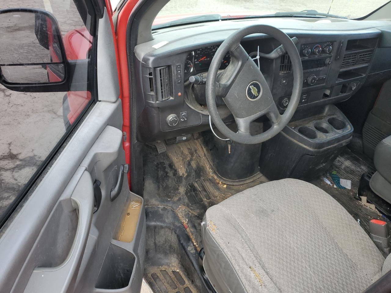 2012 Chevrolet Express - Image 8
