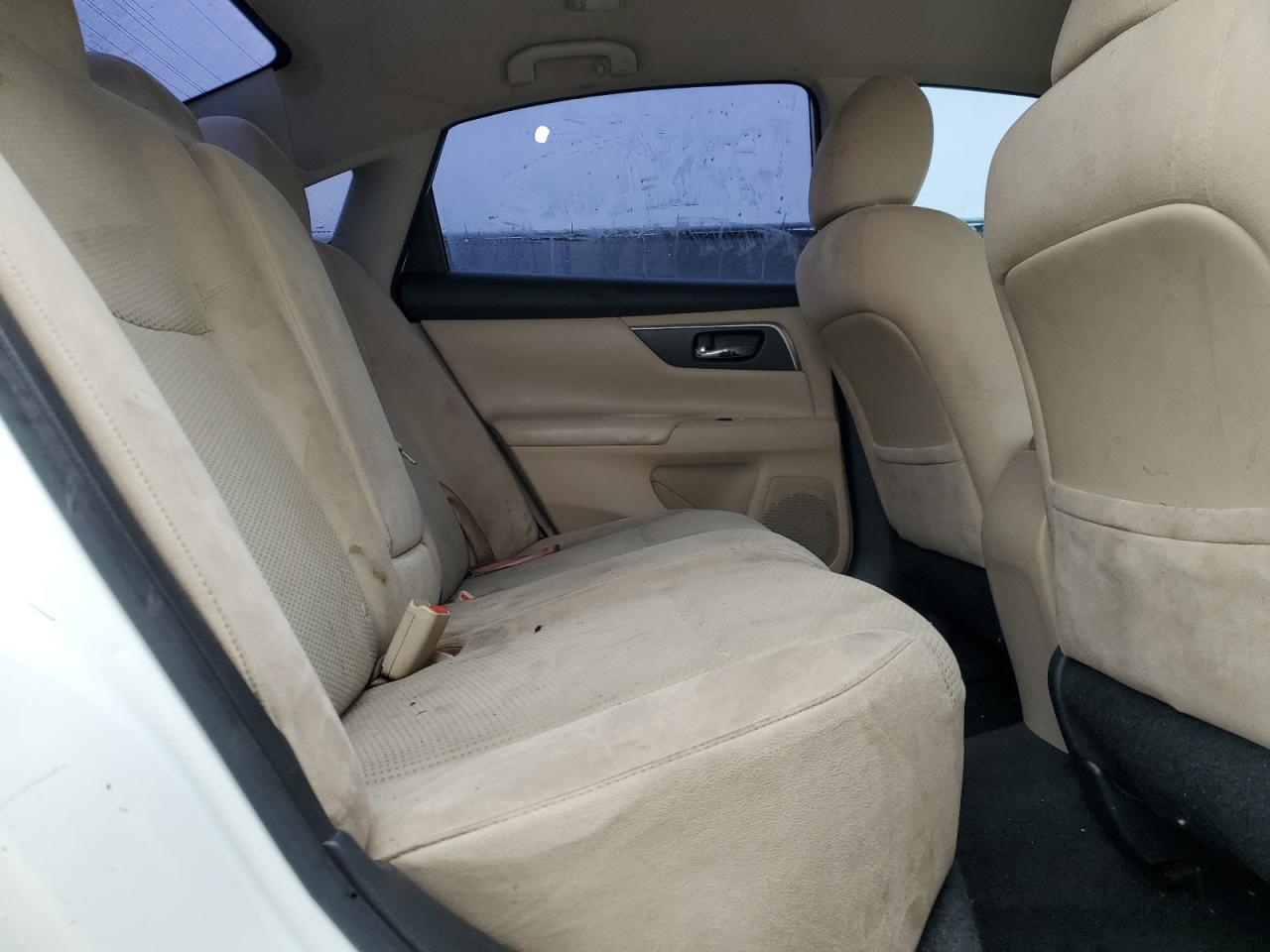 2015 Nissan Altima - Image 10