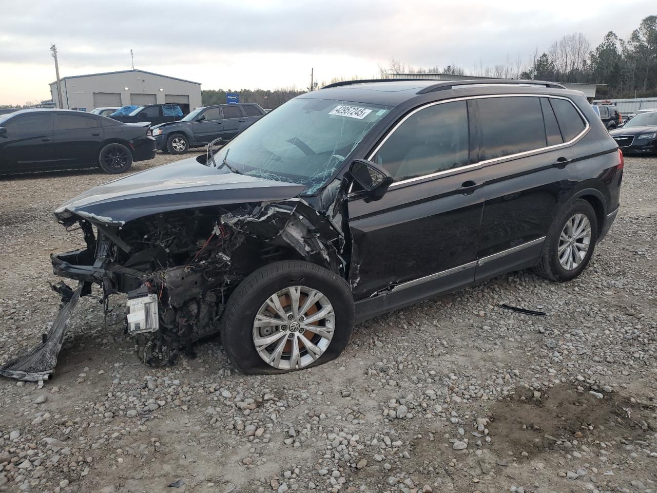 2018 Volkswagen Tiguan - Image 1