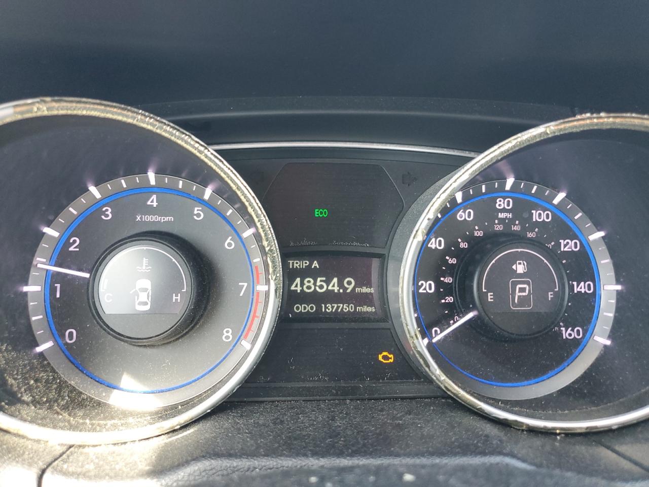 2012 Hyundai Sonata - Image 9
