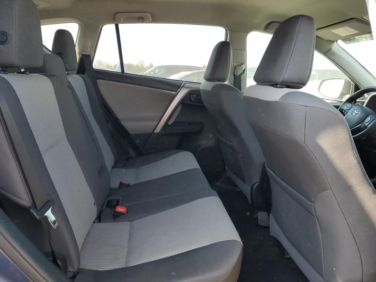 2014 Toyota RAV 4 - Image 11