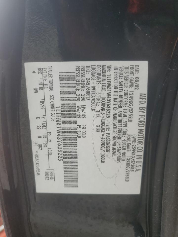 2003 Lincoln Town Car - Image 12