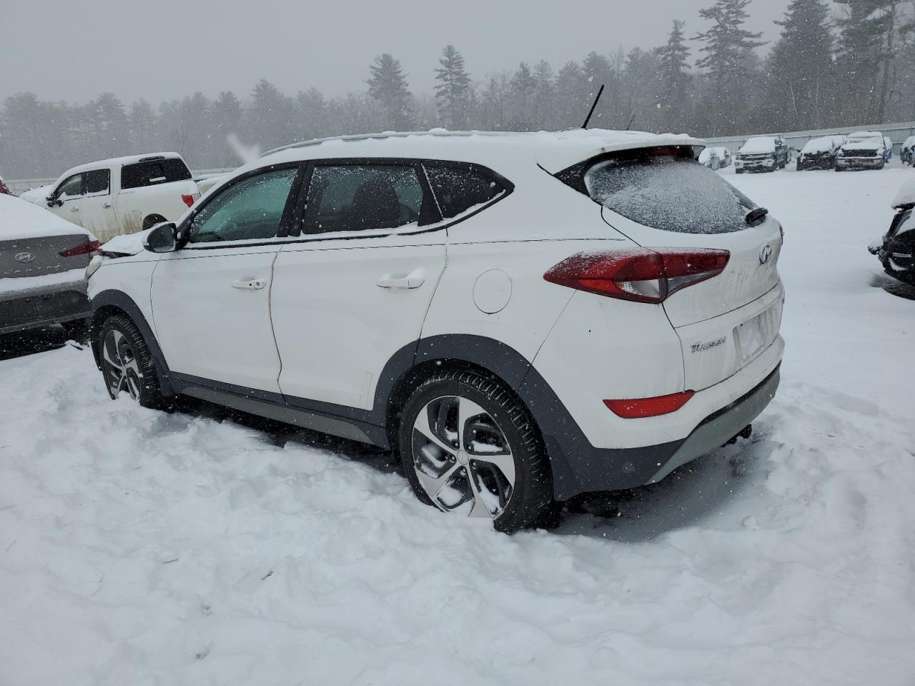 2017 Hyundai Tucson - Image 2