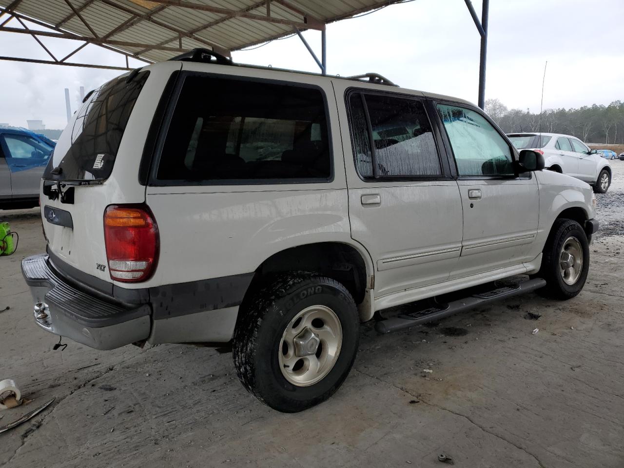 2000 Ford Explorer - Image 3