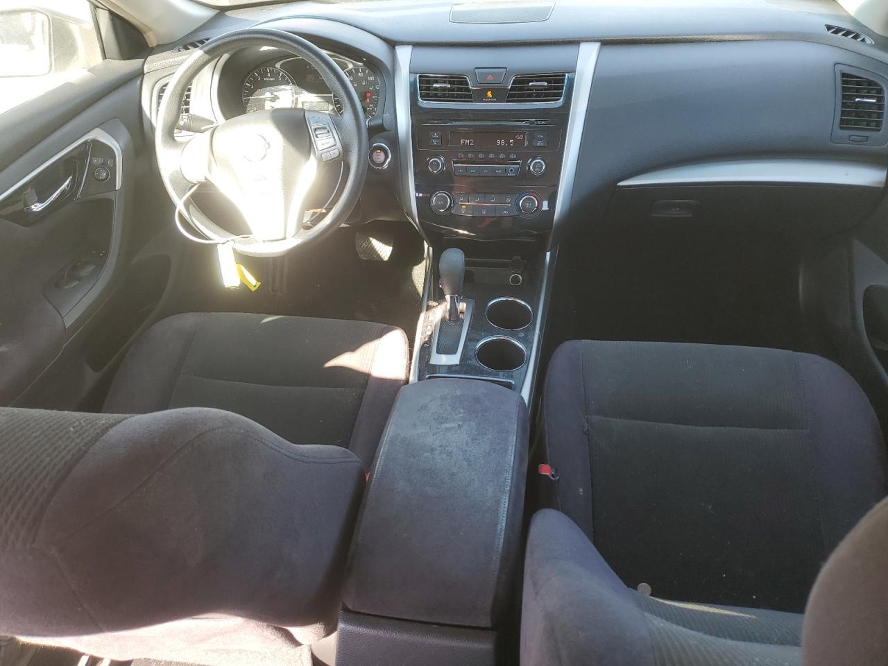 2013 Nissan Altima - Image 8