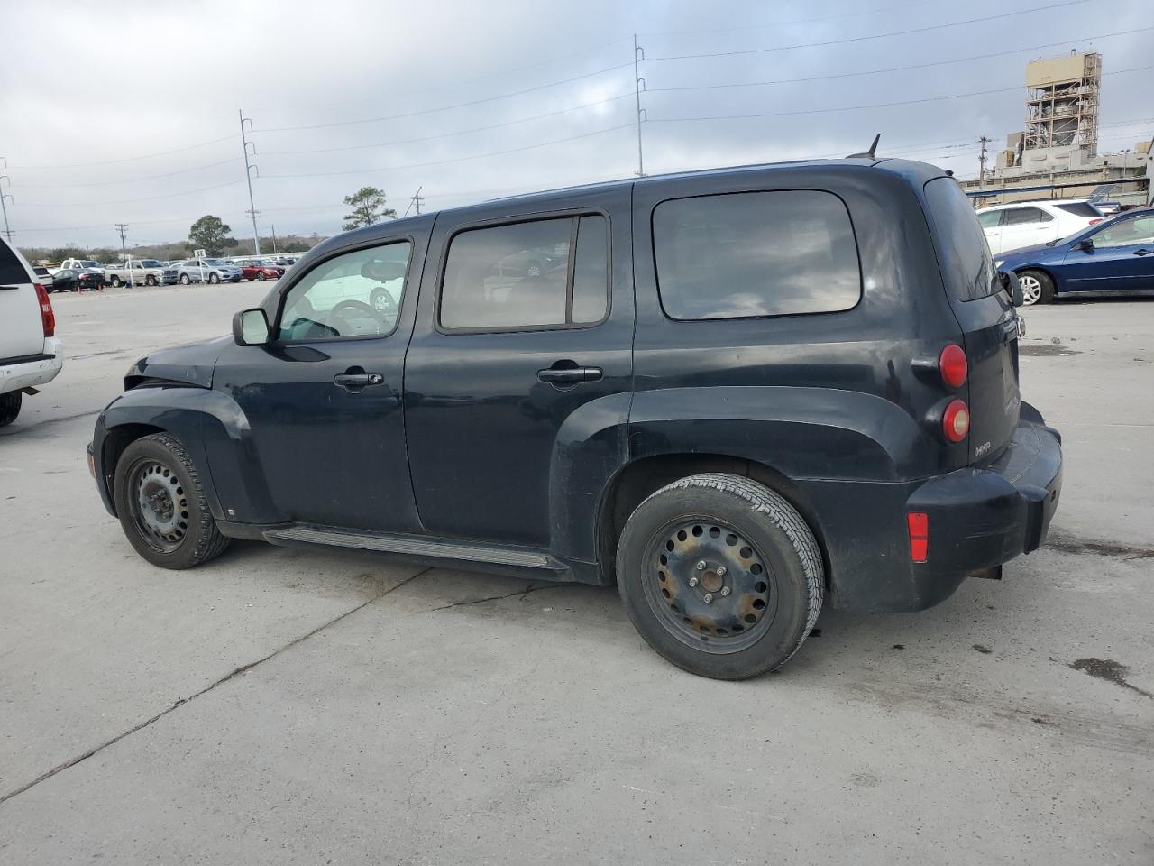 2009 Chevrolet HHR - Image 2
