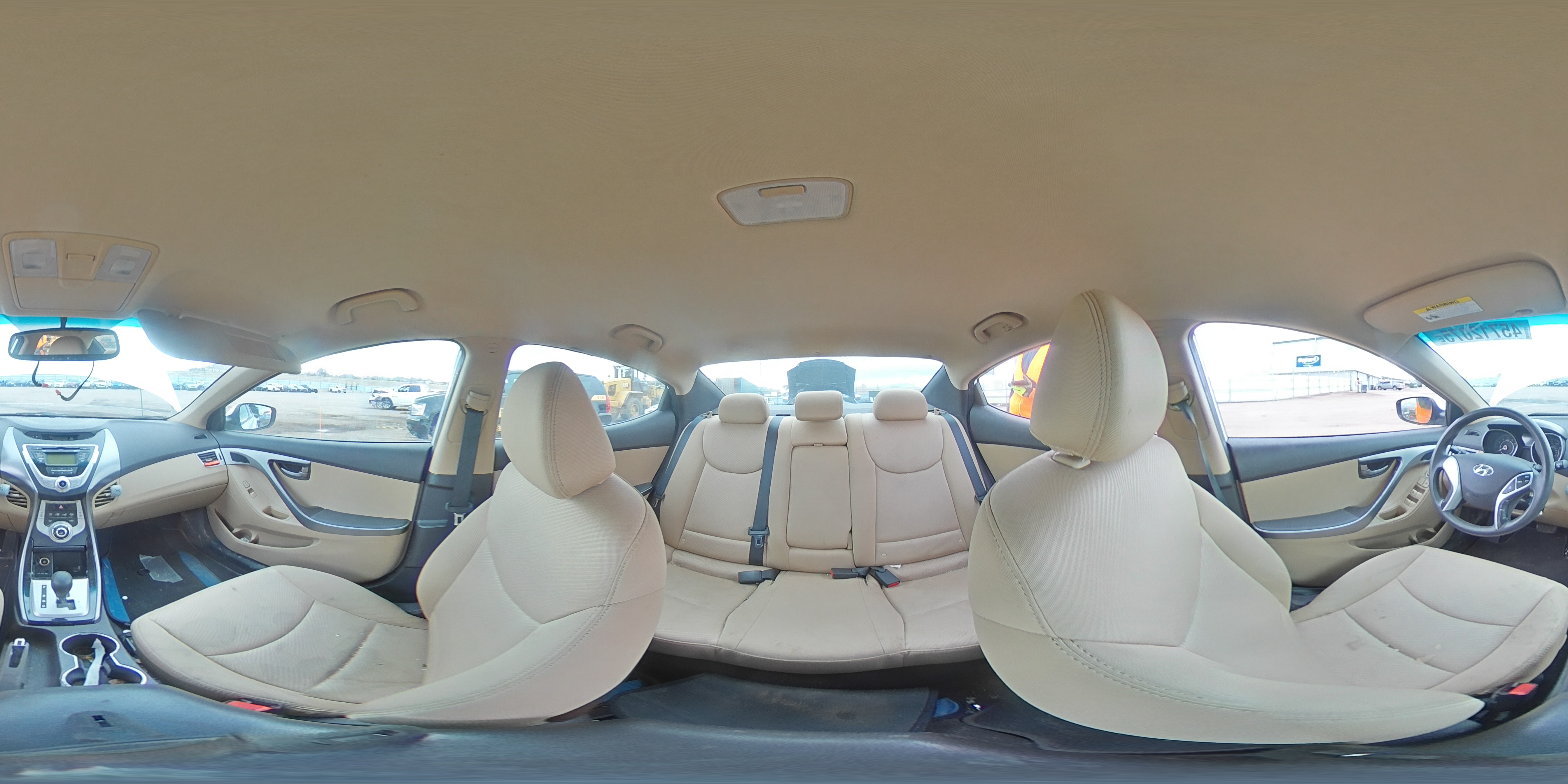 2012 Hyundai Elantra - Image 14