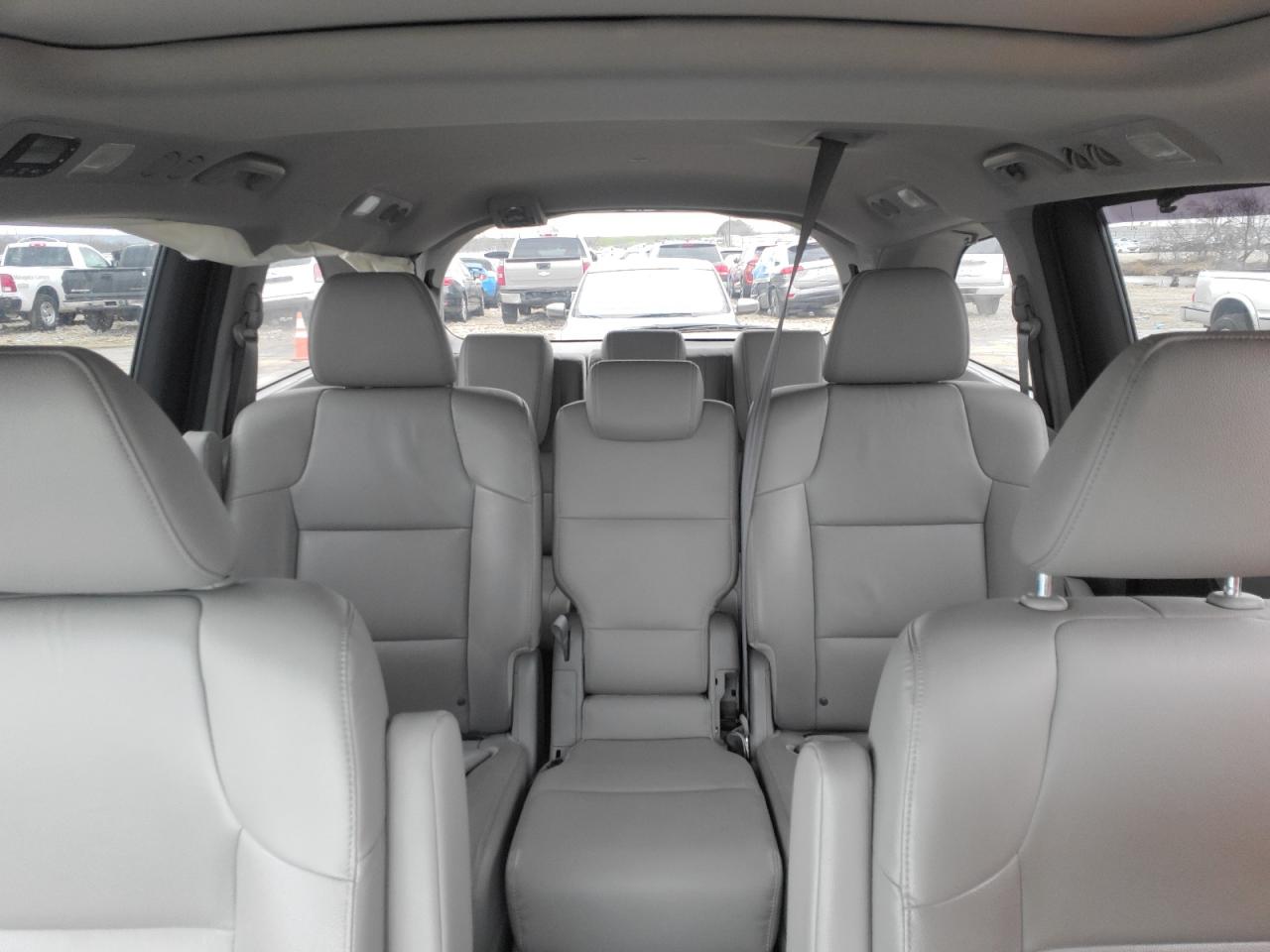 2014 Honda Odyssey - Image 10