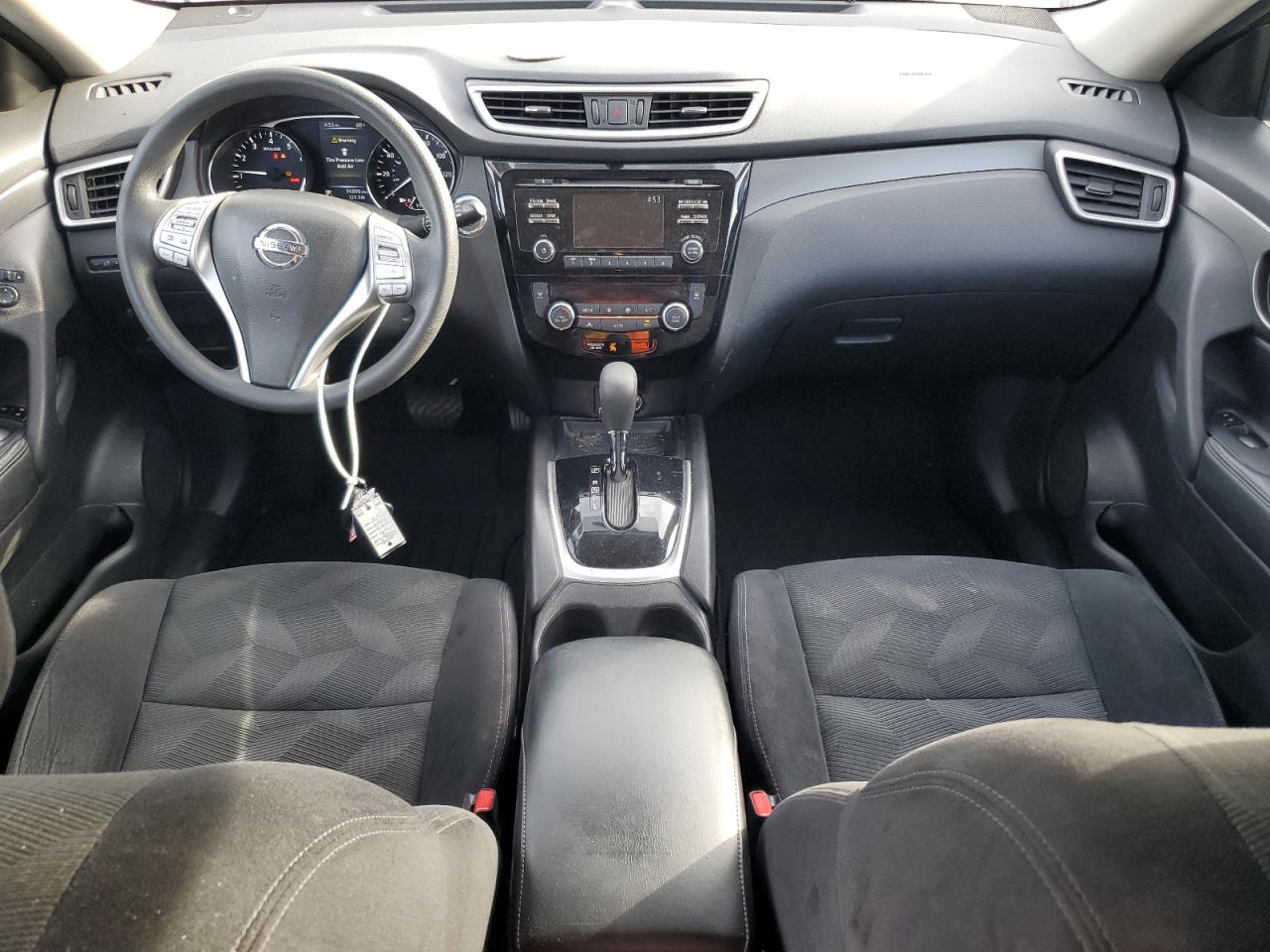 2015 Nissan Rogue - Image 8