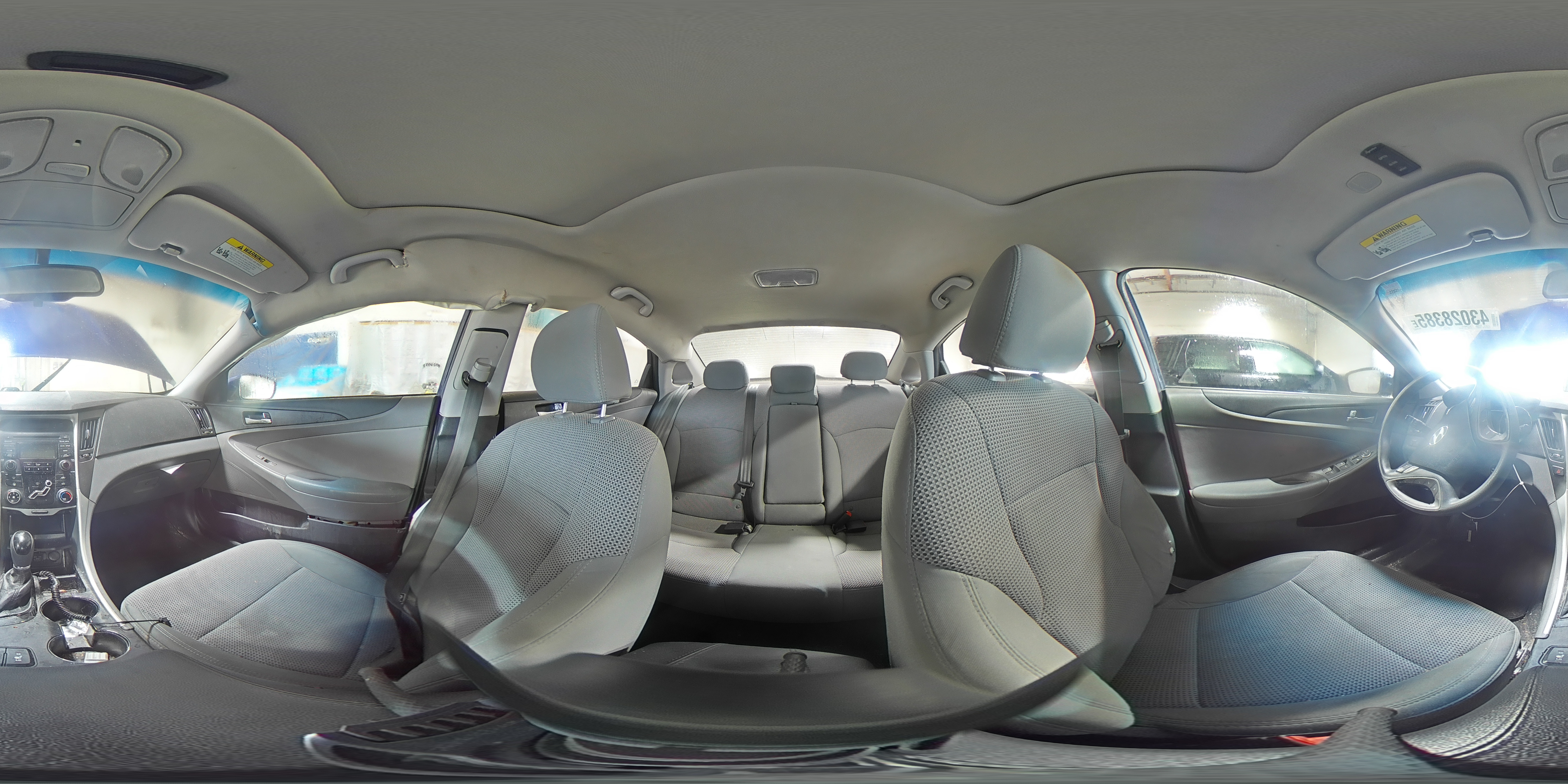 2013 Hyundai Sonata - Image 14