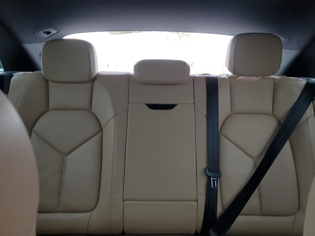 2019 Porsche Macan - Image 10