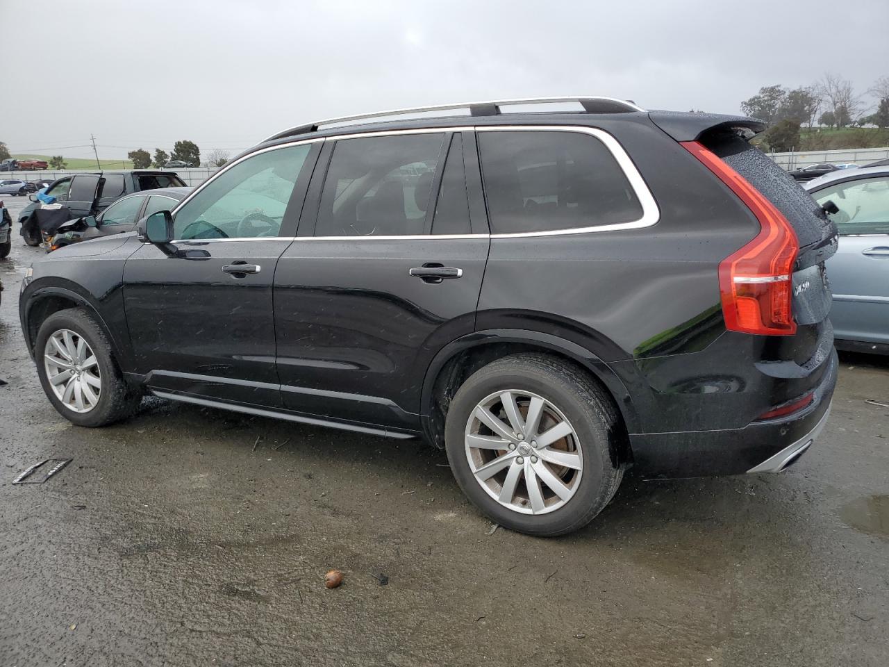 2016 Volvo XC90 - Image 2
