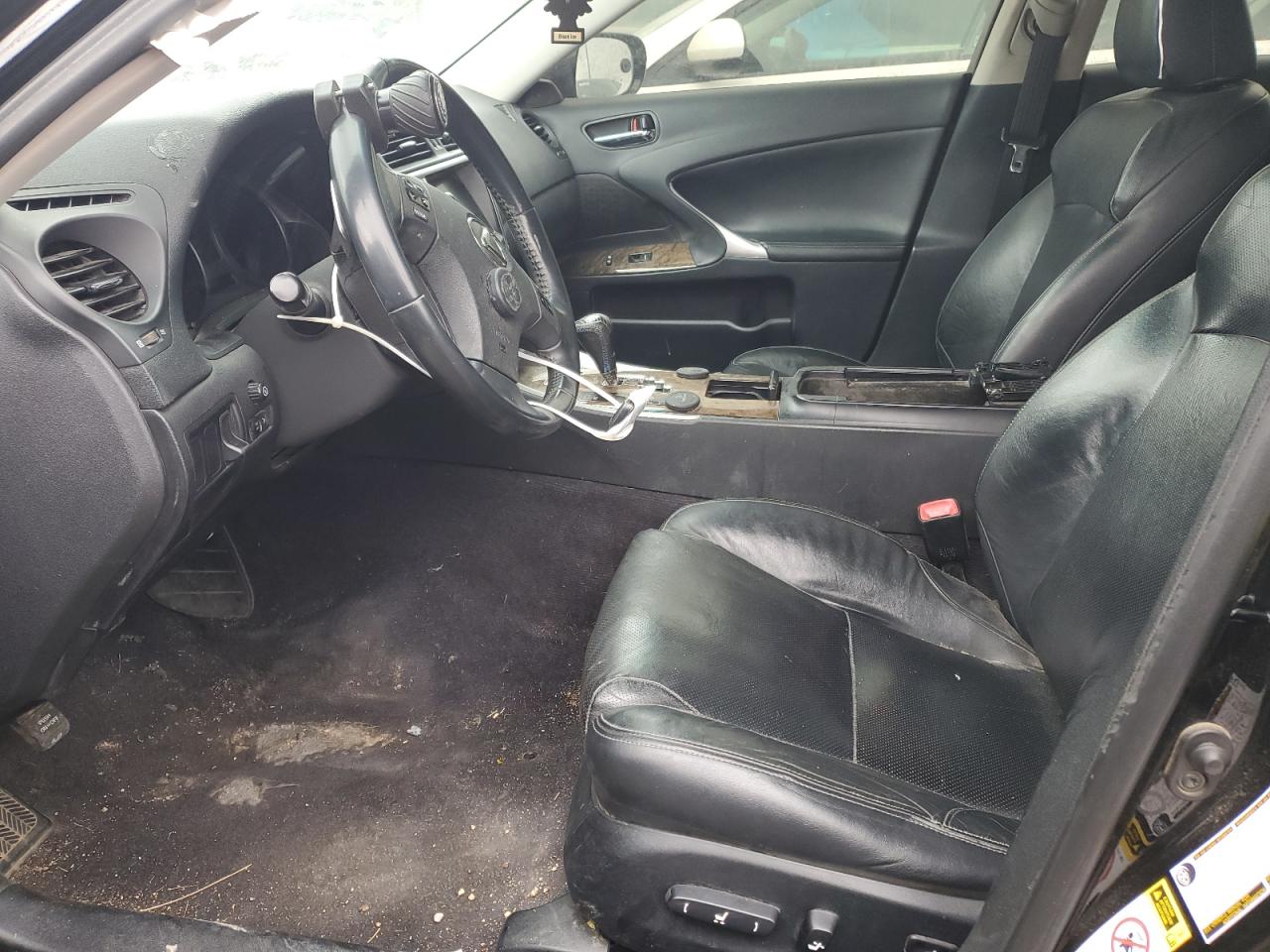 2010 Lexus IS - Image 7