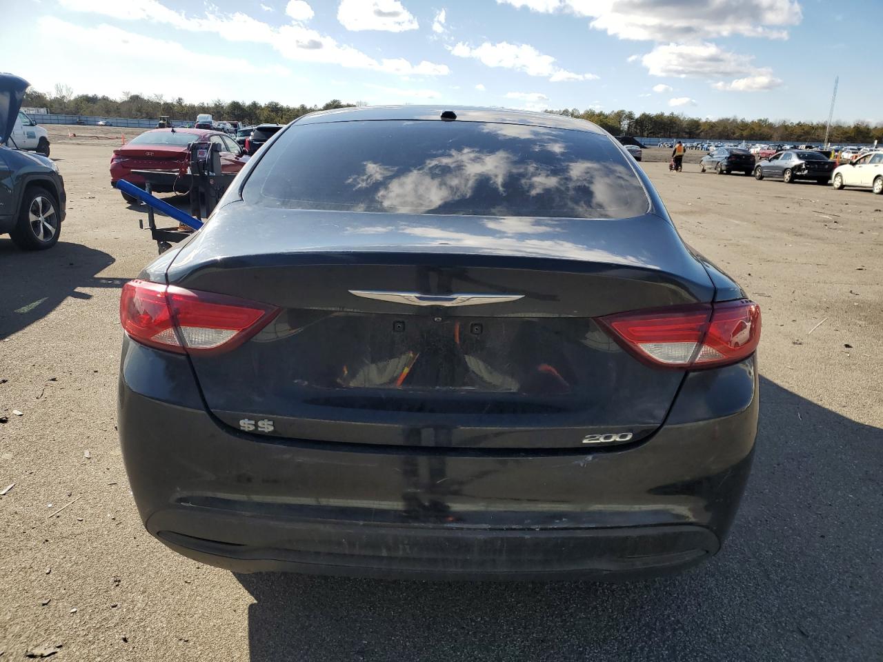 2015 Chrysler 200 - Image 6