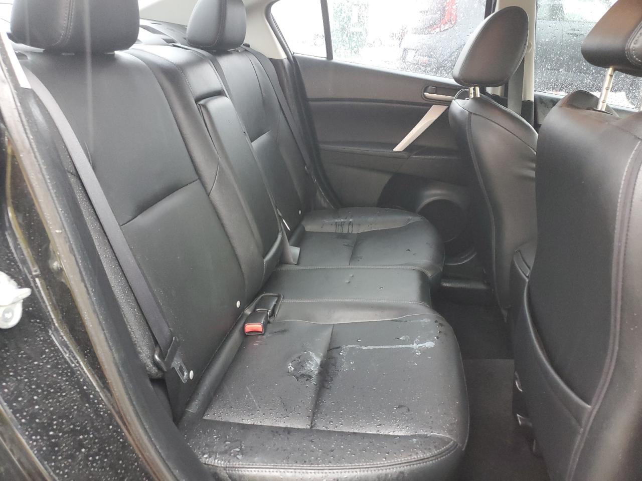 2012 Mazda 3 - Image 10