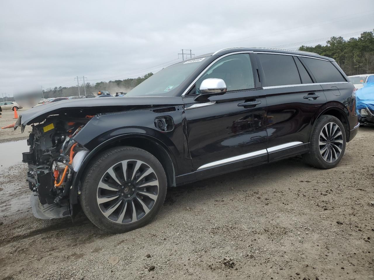 2020 Lincoln Aviator - Image 1