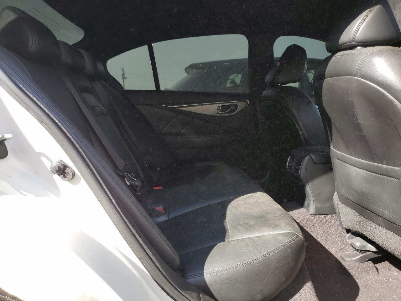 2016 Infiniti Q50 - Image 10