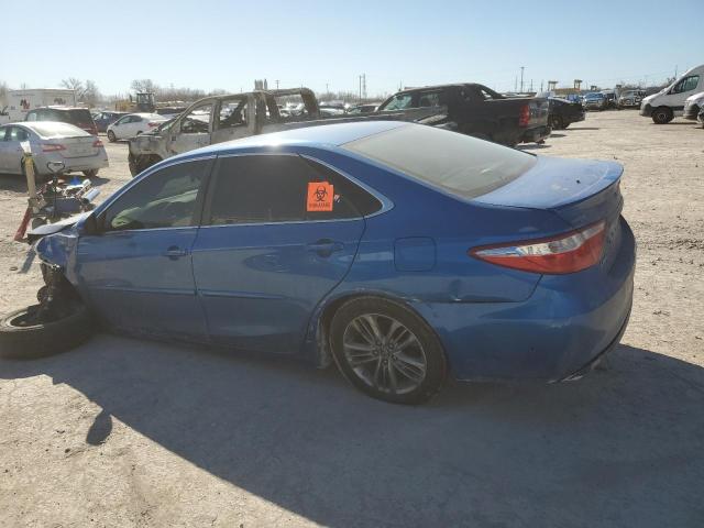 Sedans TOYOTA CAMRY 2017 Granatowy