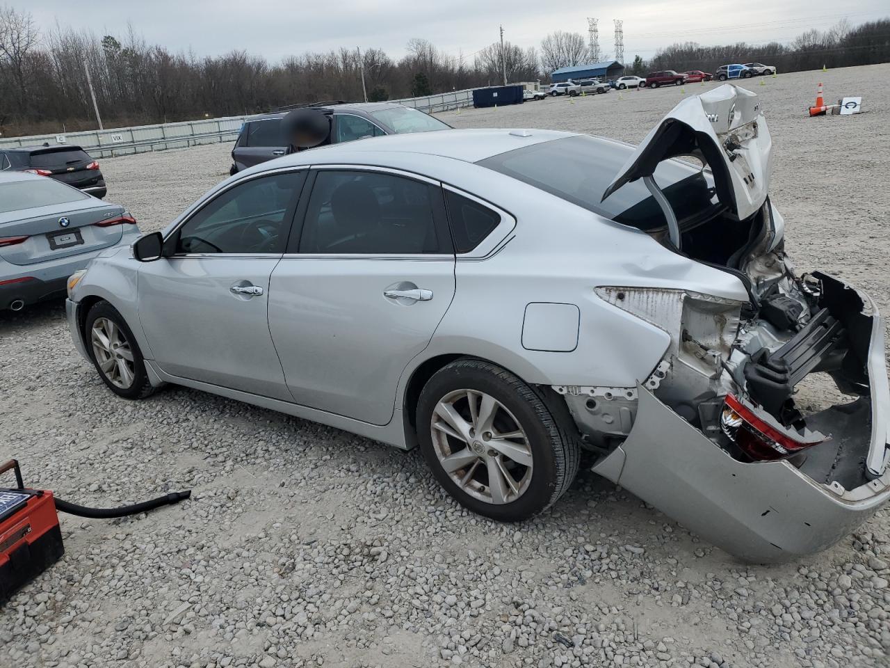 2015 Nissan Altima - Image 2