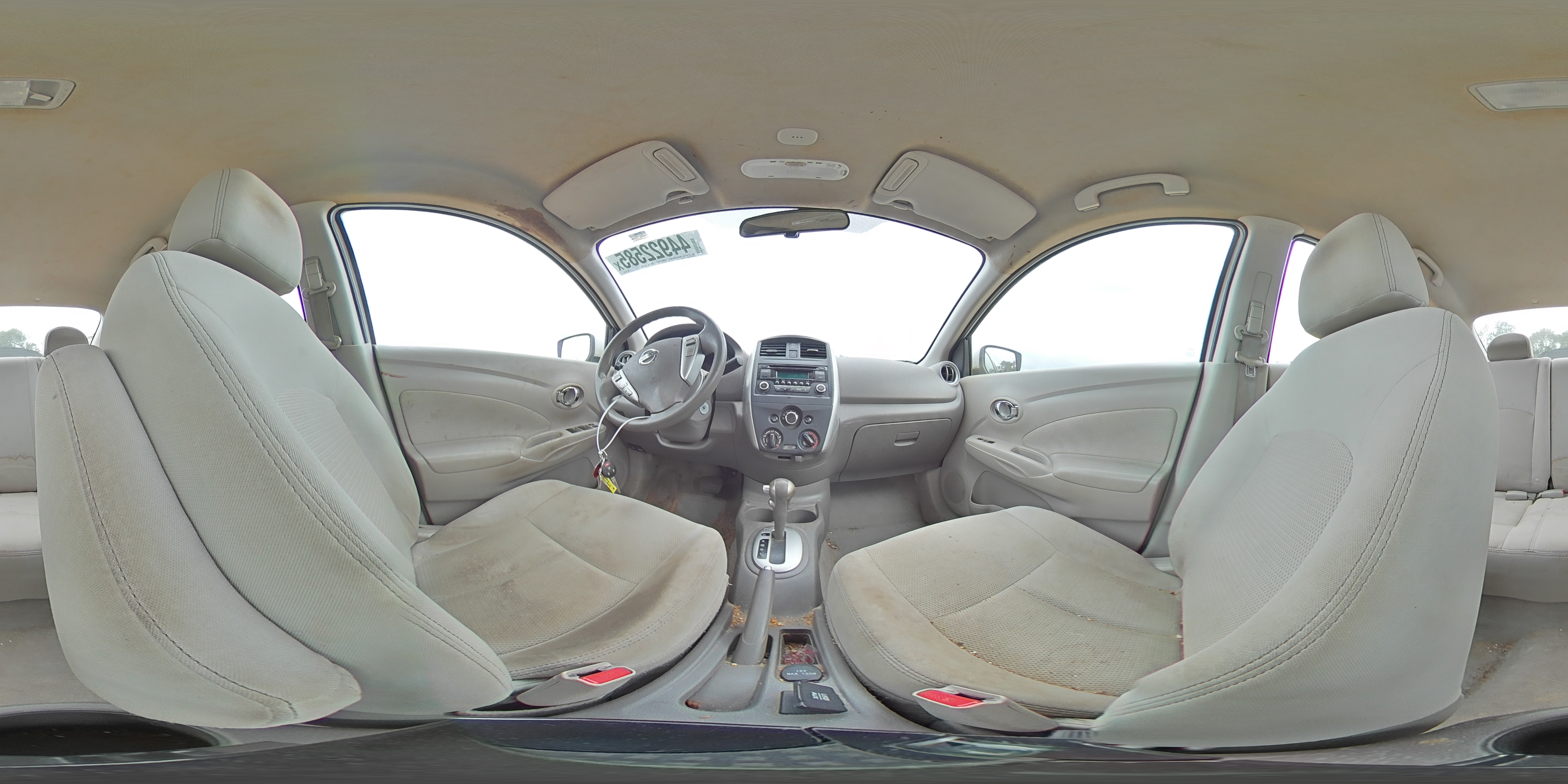2016 Nissan Versa - Image 13