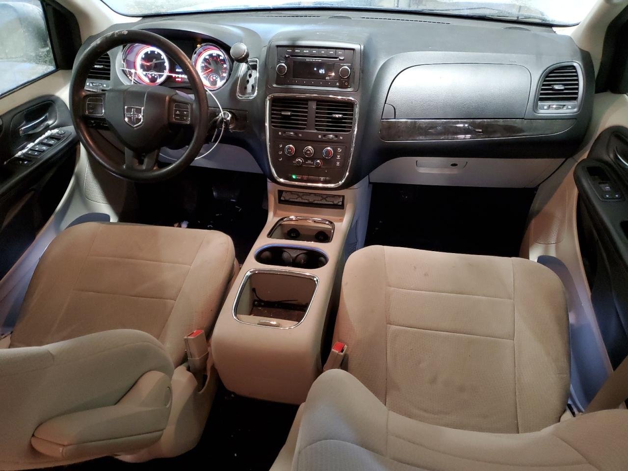 2012 Dodge Caravan - Image 8