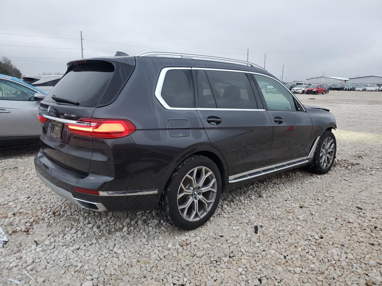 2019 BMW X7 - Image 3