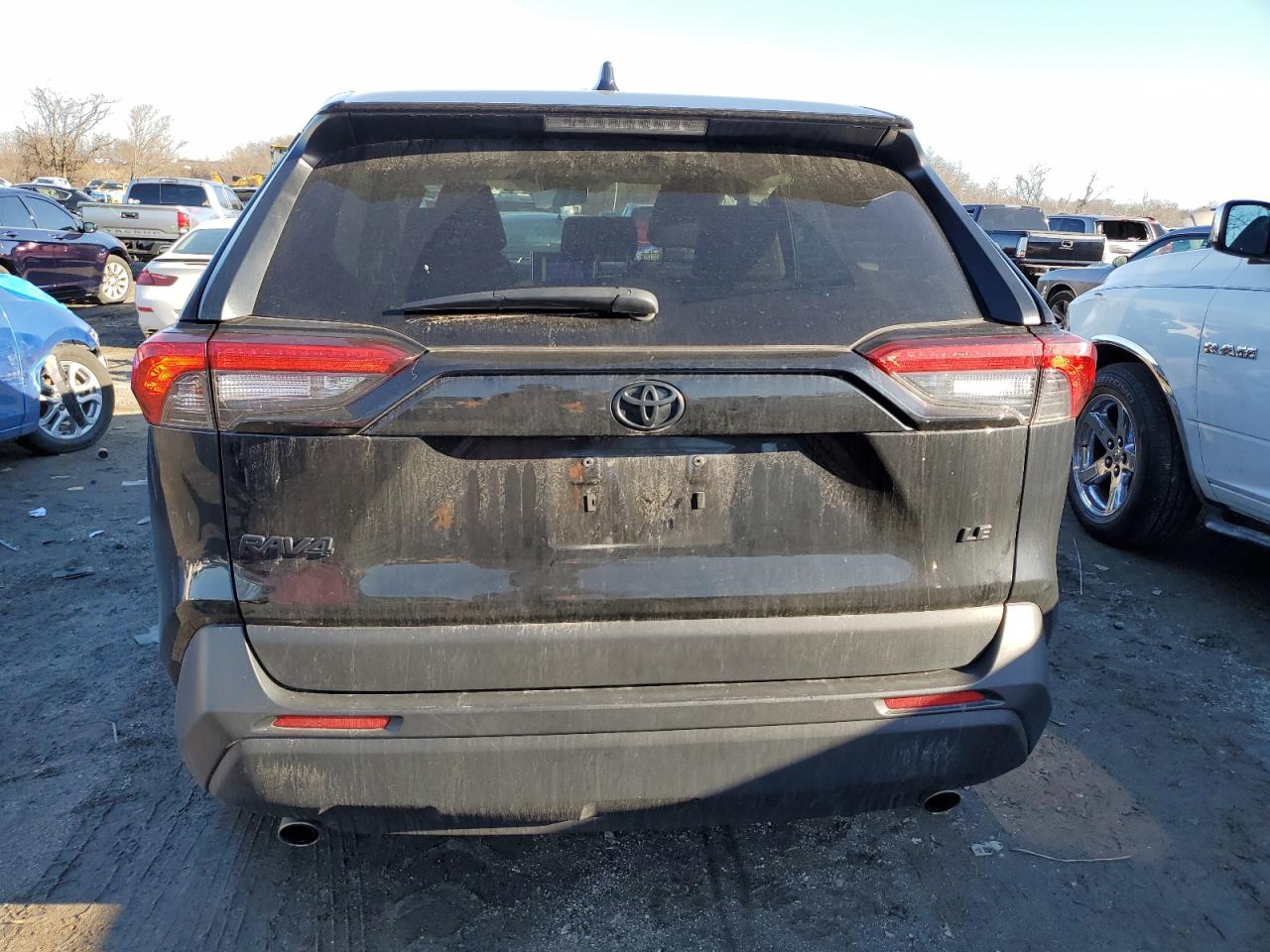 2023 Toyota RAV 4 - Image 6