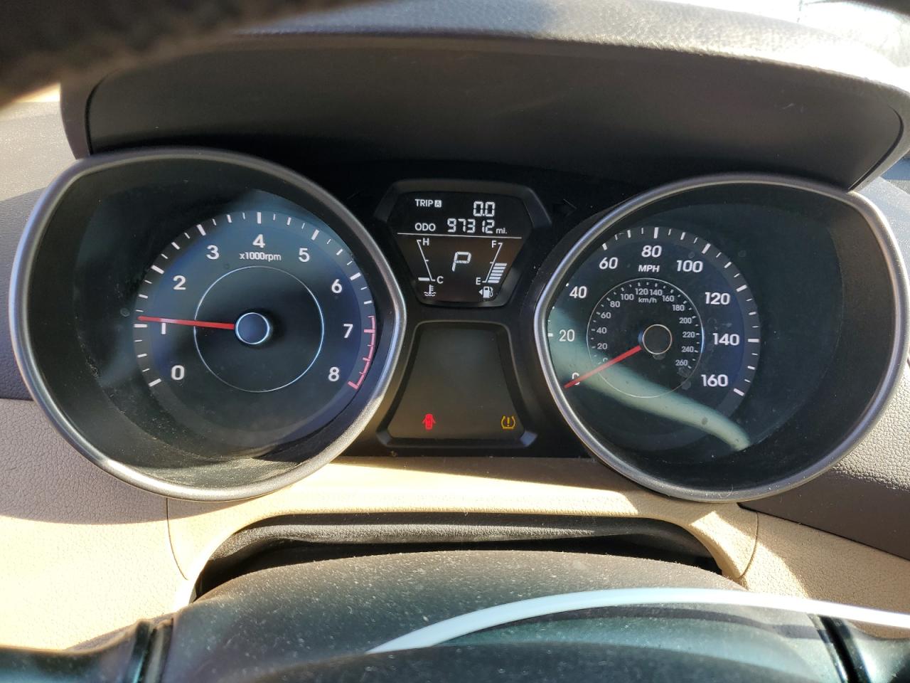 2013 Hyundai Elantra - Image 9