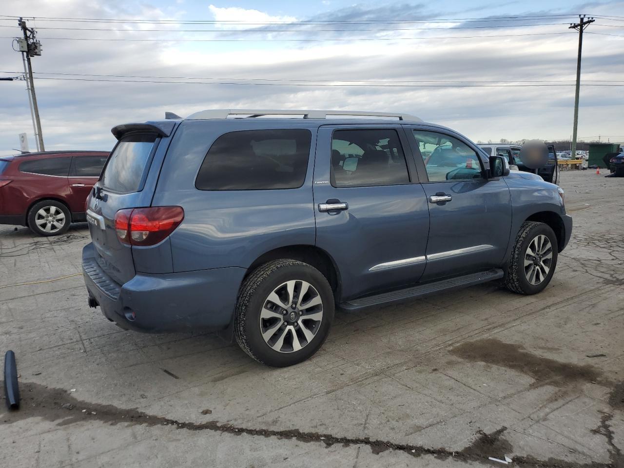 2021 Toyota Sequoia - Image 3