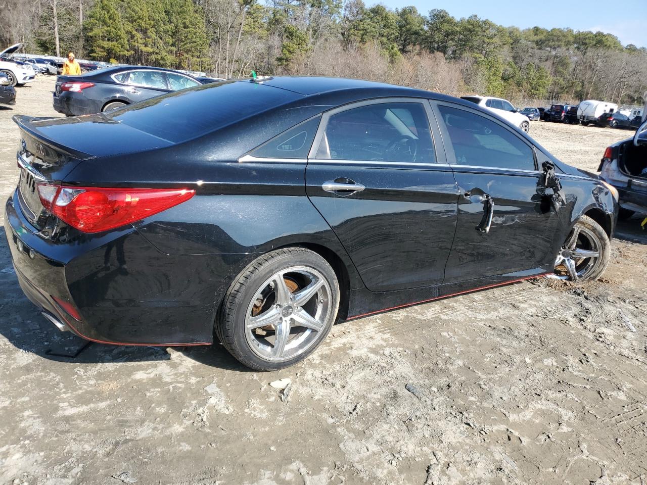 2014 Hyundai Sonata - Image 3