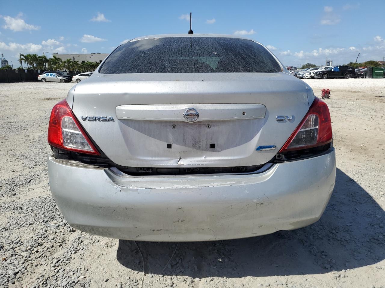2012 Nissan Versa - Image 6