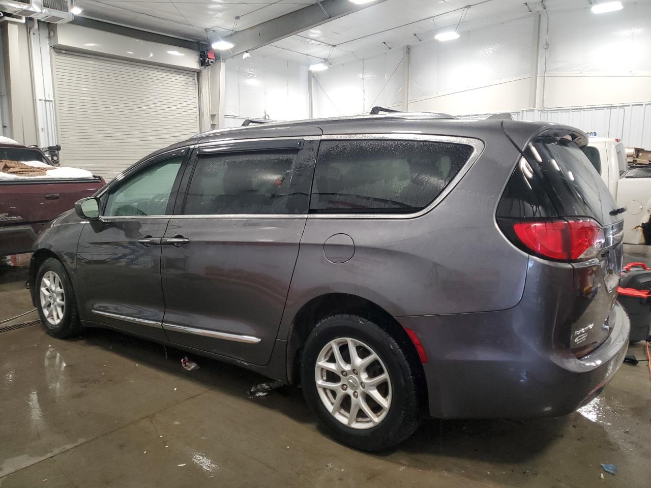 2020 Chrysler Pacifica - Image 2