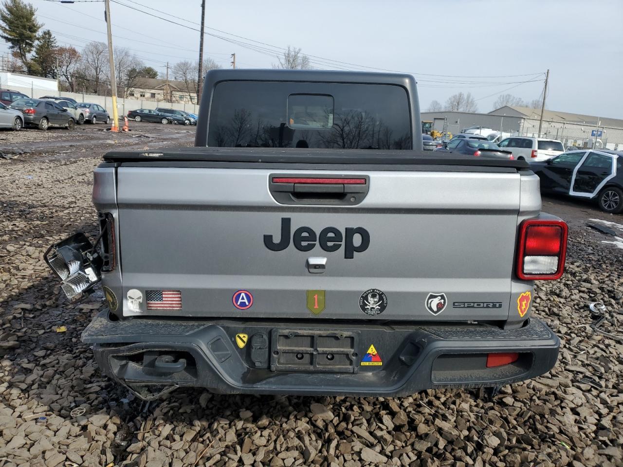2020 Jeep Gladiator - Image 6